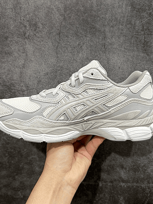 Gel Nyc Oatmeal/Simply Taupe