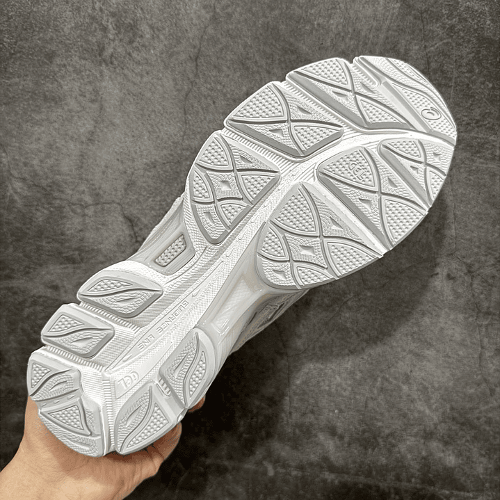 Gel Nyc Oatmeal/Simply Taupe 5