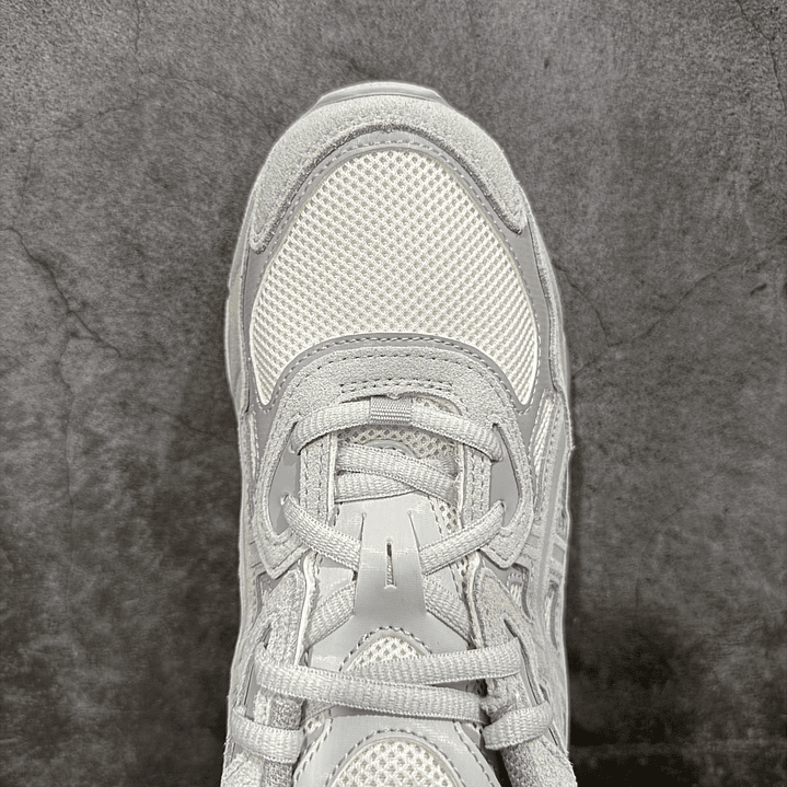 Gel Nyc Oatmeal/Simply Taupe 7