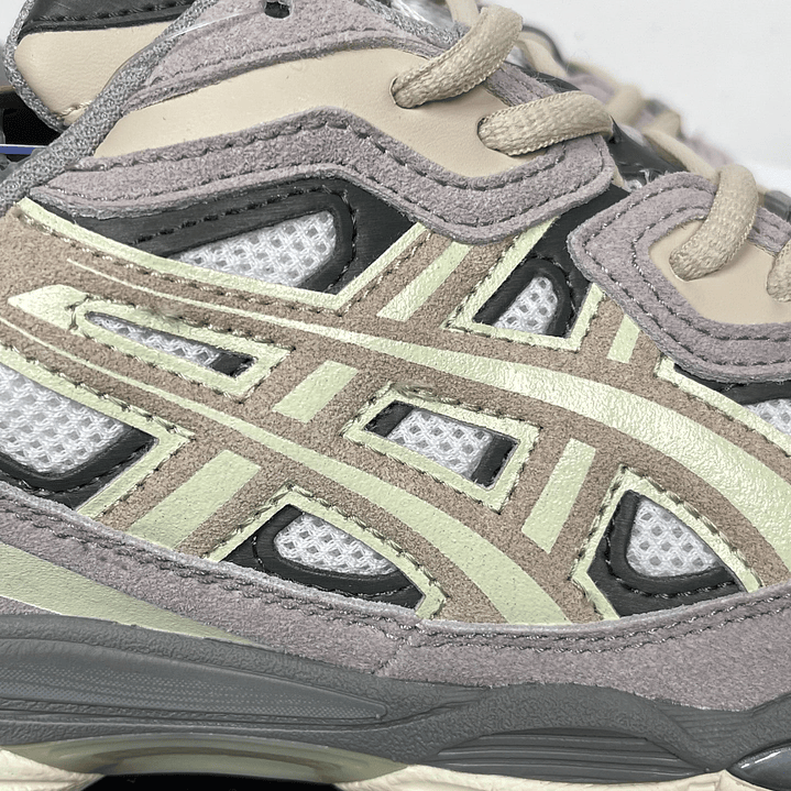 Gel Nyc Cream/Oyster Grey 3