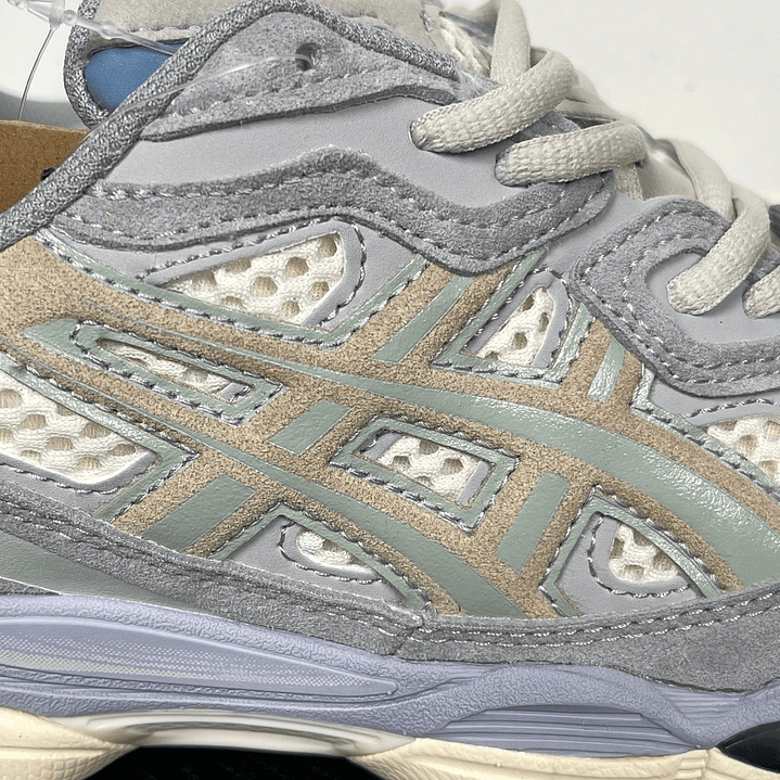 Gel Nyc Ivory/Mid Grey 9