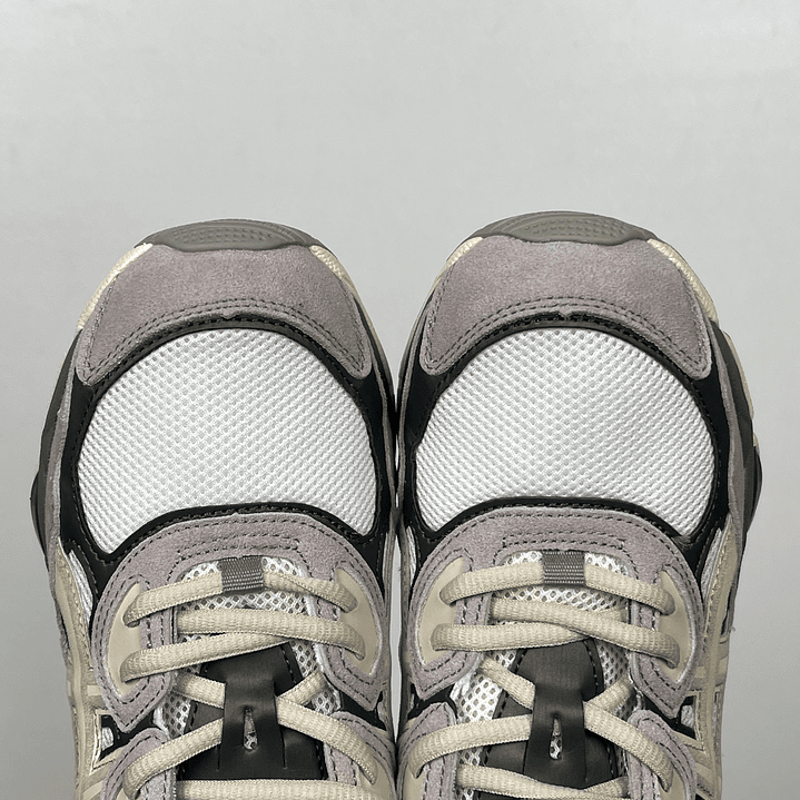 Gel Nyc Cream/Oyster Grey 7