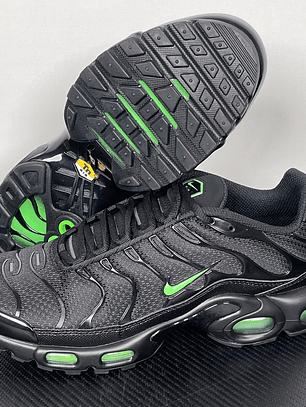 TN Black Green Strike