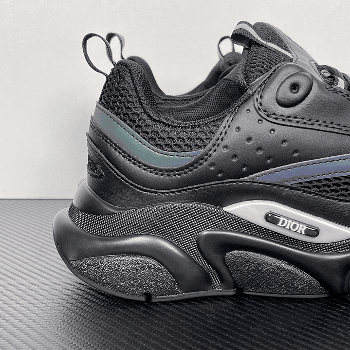 B22 Iridescent Shadow Runner 7