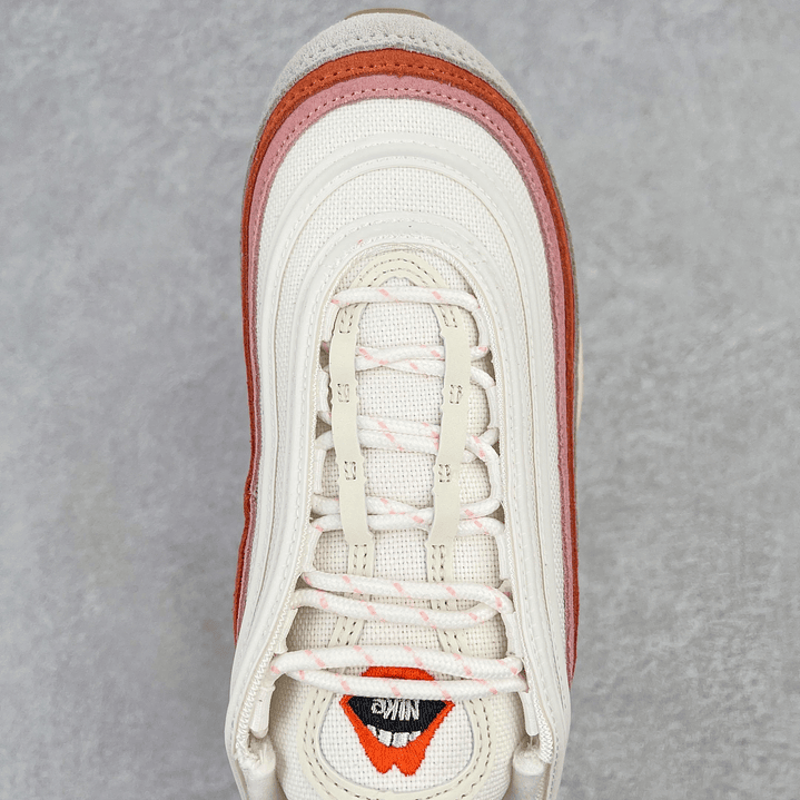 97 Peace, Love and Run 4