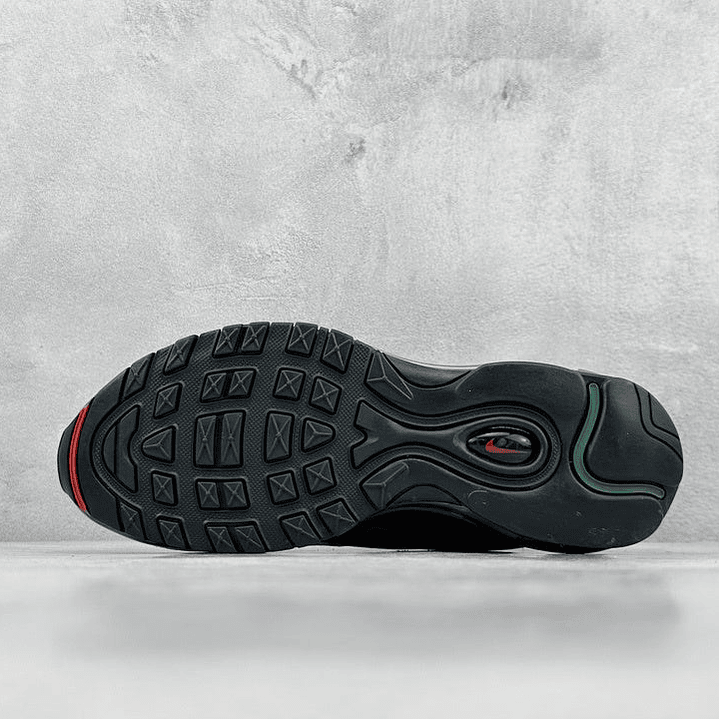 97 Undefeated Black 8