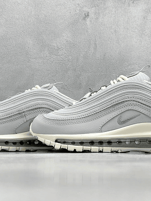 97 Pure Platinum Sail