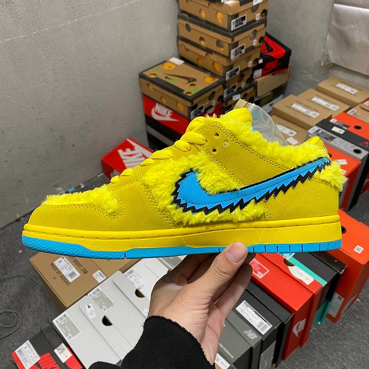 Dunk SB Grateful Dead Yellow Bear 2