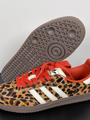 Samba Preloved Red Leopard