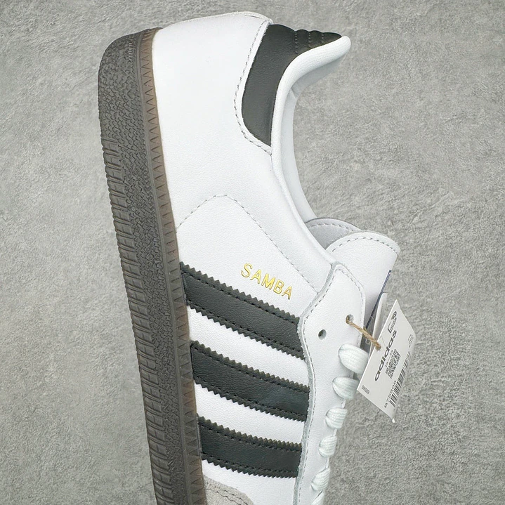 Samba White Classic 4