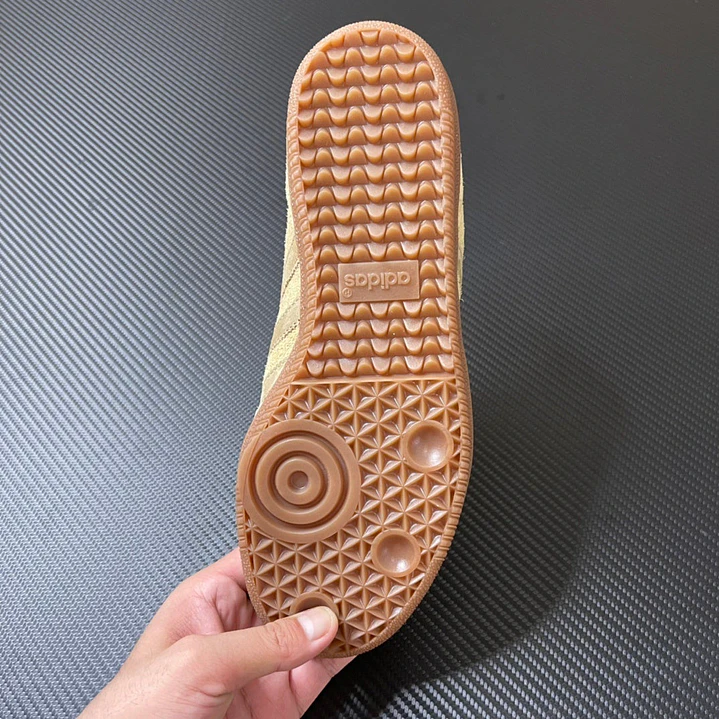 Samba Kahki Gum Sole 8
