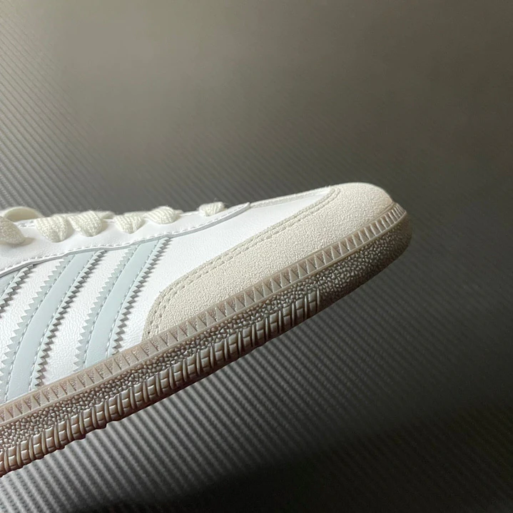 Samba White Halo Blue 2