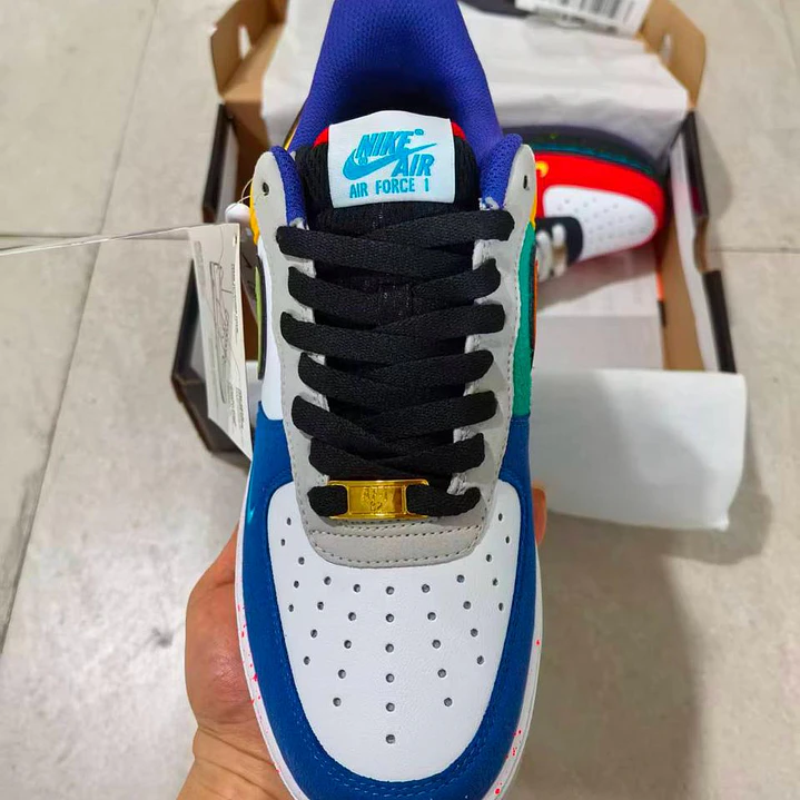 AF1       4