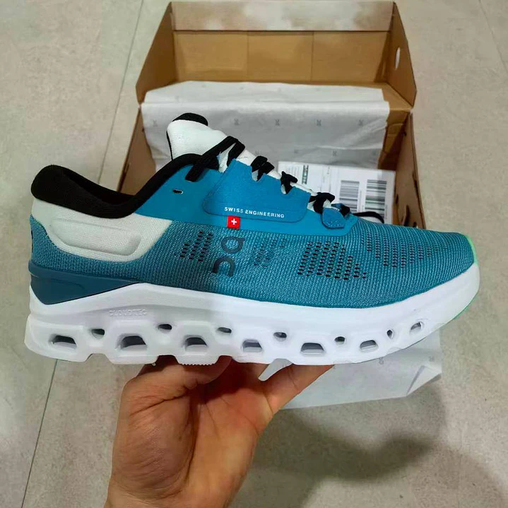 Cloudrunner 2 Waterproof     1