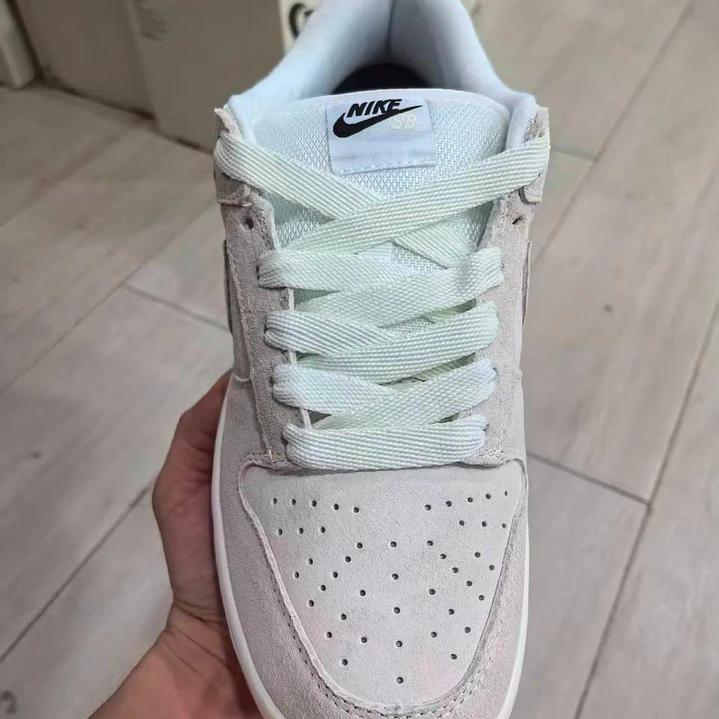 Dunk SB Pale Ivory 4