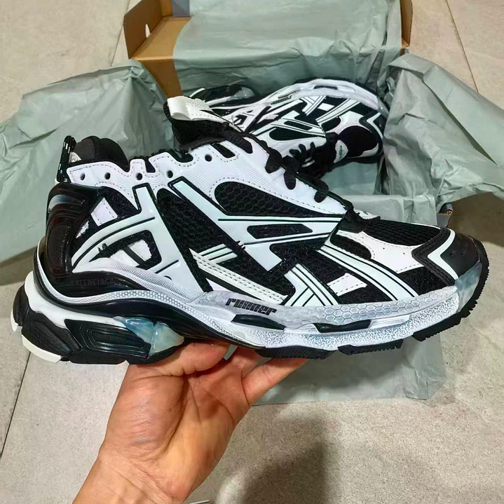 BLG Runner  1