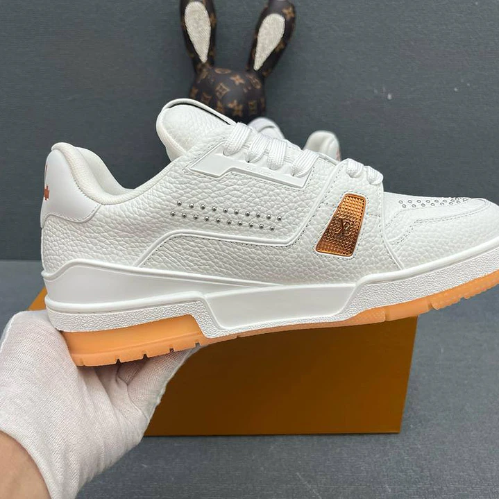 Aware Trainer Orange 2