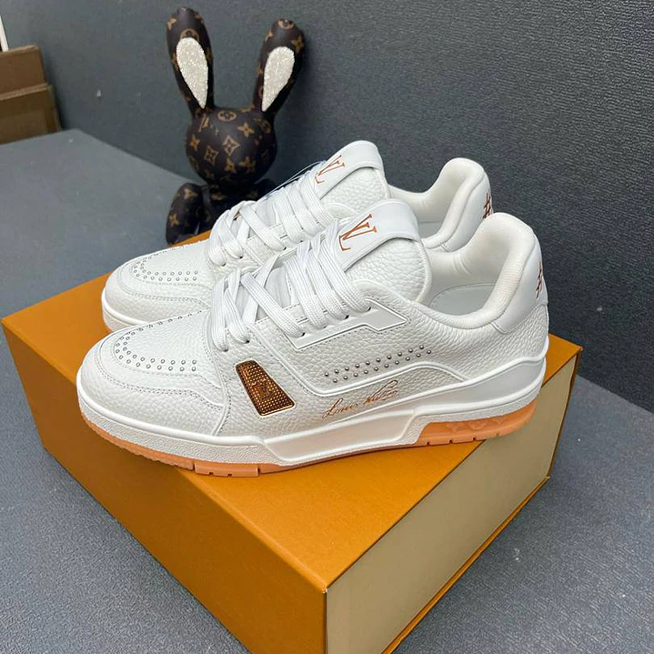 Aware Trainer Orange 8