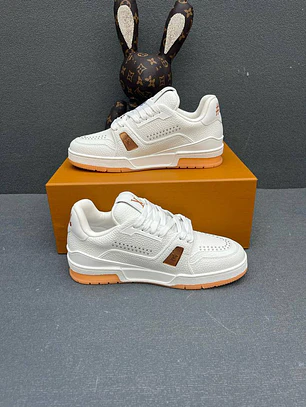 Aware Trainer Orange