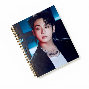 Cuaderno 3 materias Jungkook