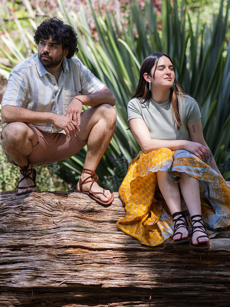 Sandalia Lumina - Café con cordón de género 1