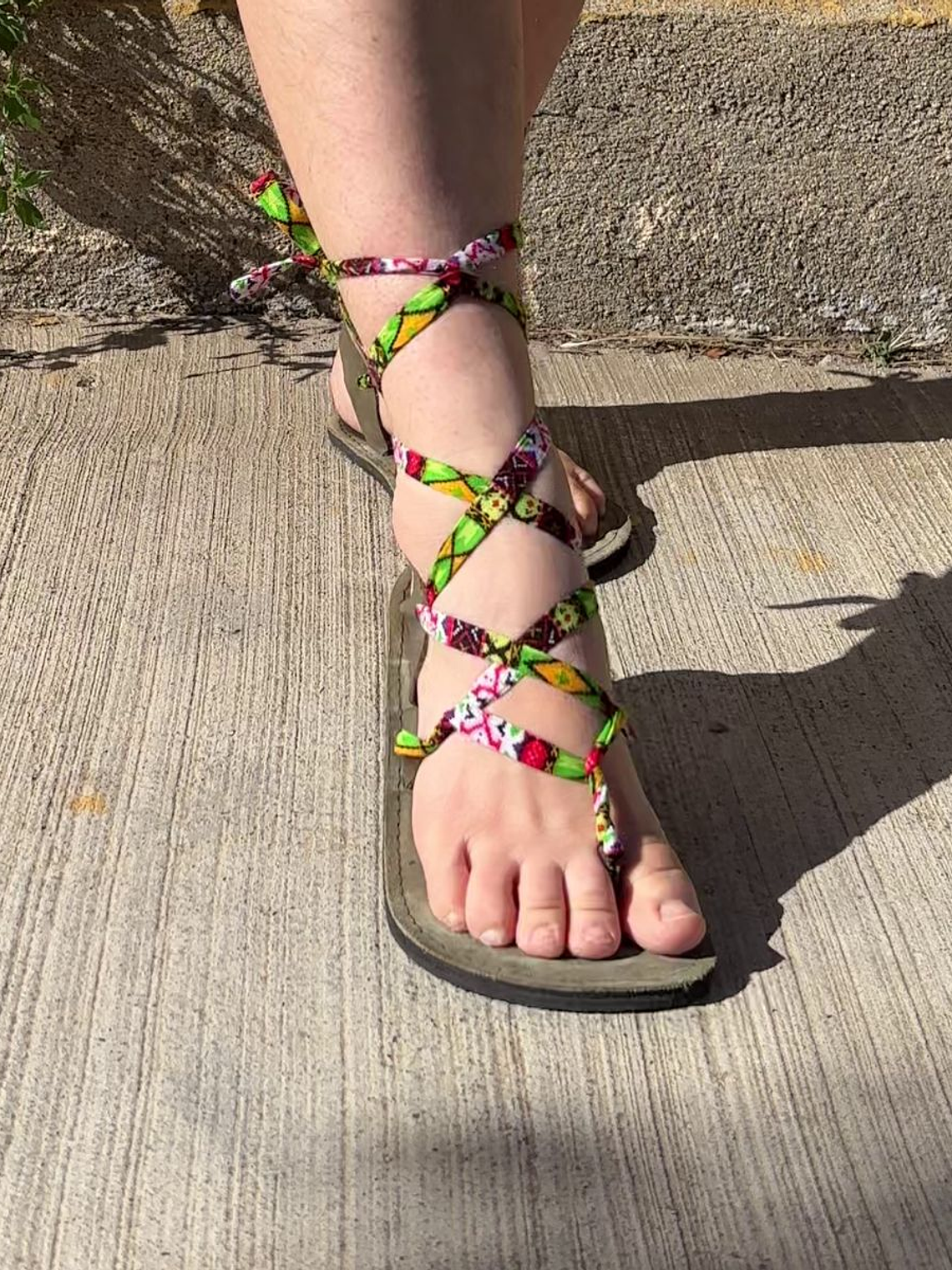 Sandalia Lumina - Verde con cordón de género 9