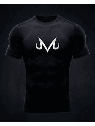 Polera compresiva majin boo