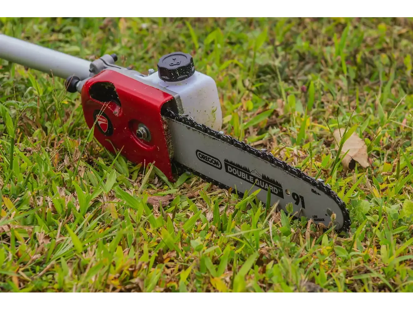 Guadaña Multifuncional DUCATI DBC3300M 1.2 HP (4 en 1, 32.6 cc) - Foto 4 | aztools.co