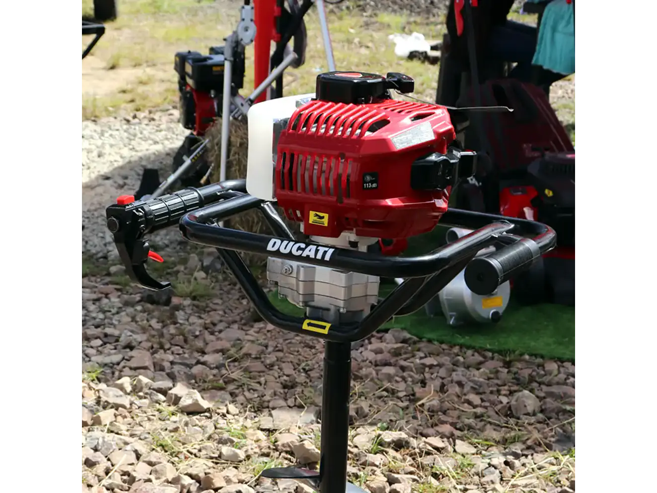 Ahoyador a Gasolina DUCATI DEA17752 1.9 HP (51.7cc, Broca 200mm) - Foto 5 | aztools.co
