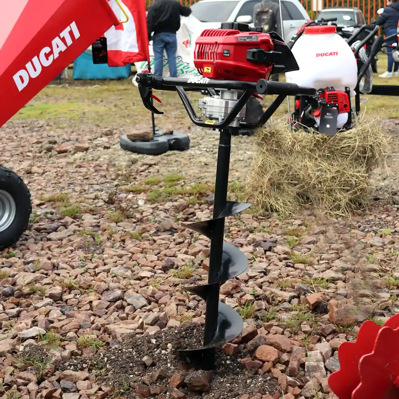 Ahoyador a gasolina Ducati DEA17752: 1.9Hp, 51.7cc, arranque manual, broca Ø200mm, 10kg. 7