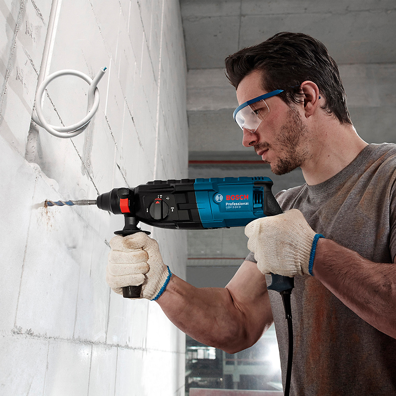 Rotomartillo Bosch SDS Plus GBH 2-24 D 820W 2,7Joules 4