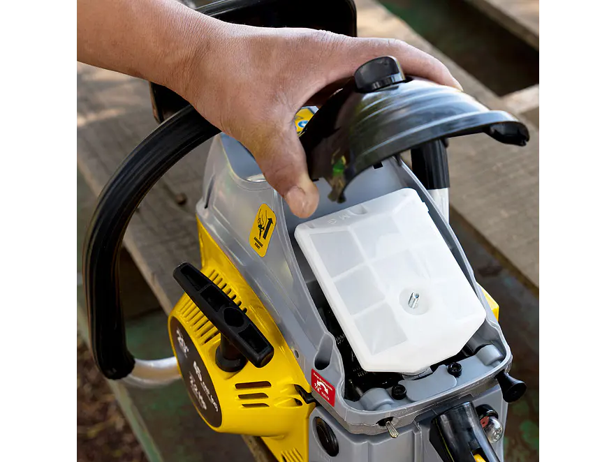 Motosierra a gasolina, motor 45 cc, barra 20', Pretul