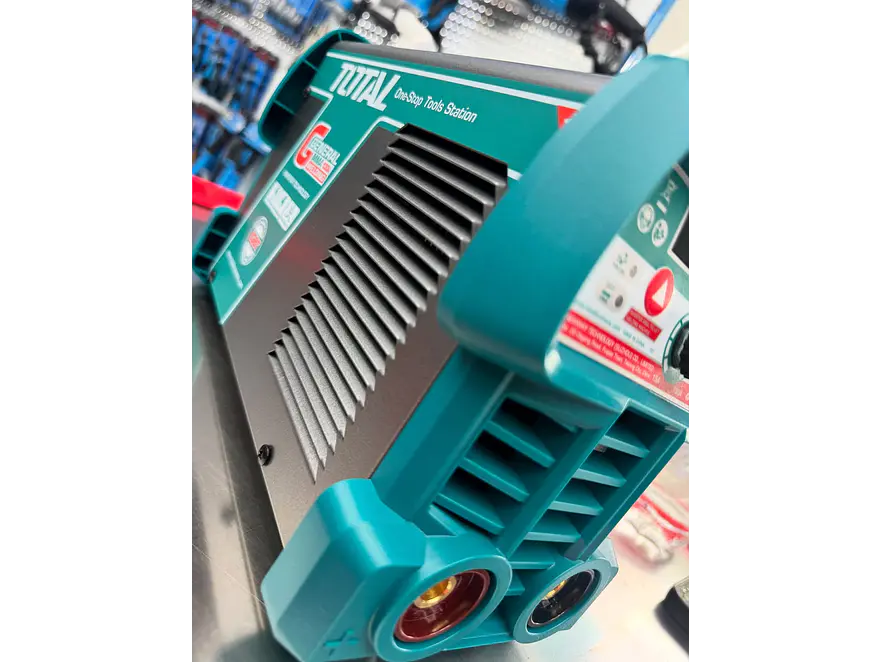 Soldador Inversor Digital 130A TOTAL UTW213059 MMA - LIFT TIG 110-120V - Foto 4 | aztools.co