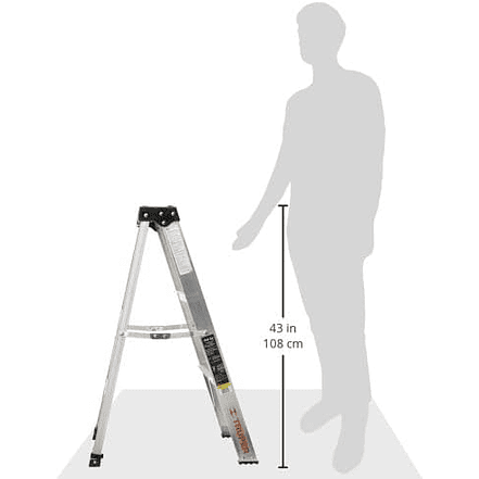 Escalera tipo tijera Truper 16740 T3 con 2 escalones, sin bandeja  8