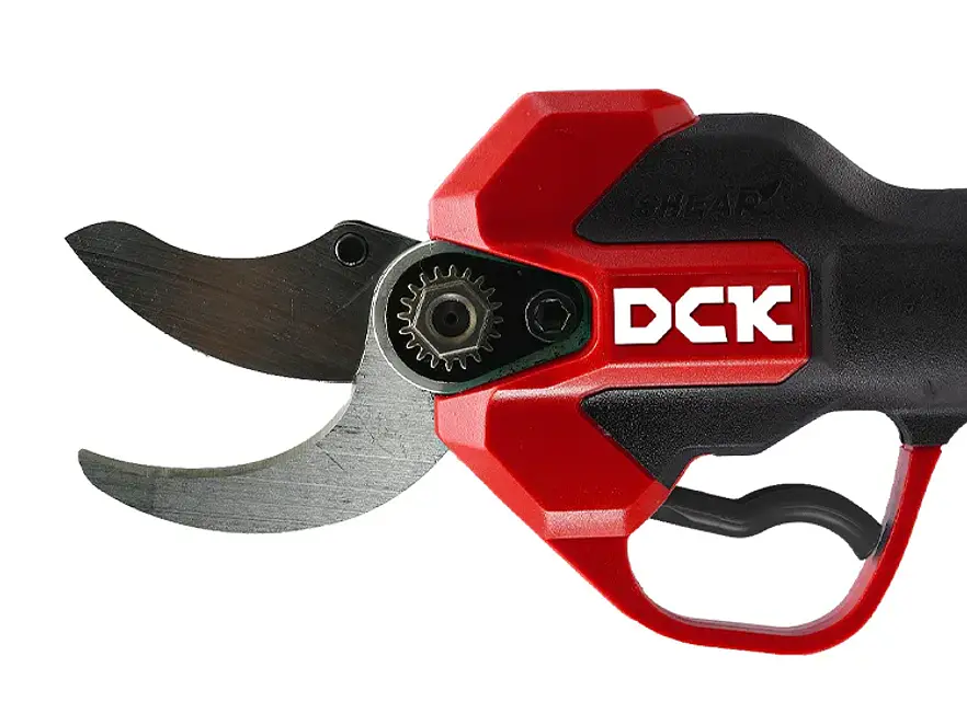 Tijera para Podar Ramas Inalámbrica DCK KDYD35S 20V 35mm Incluye Batería y Cargador - Foto 7 | aztools.co