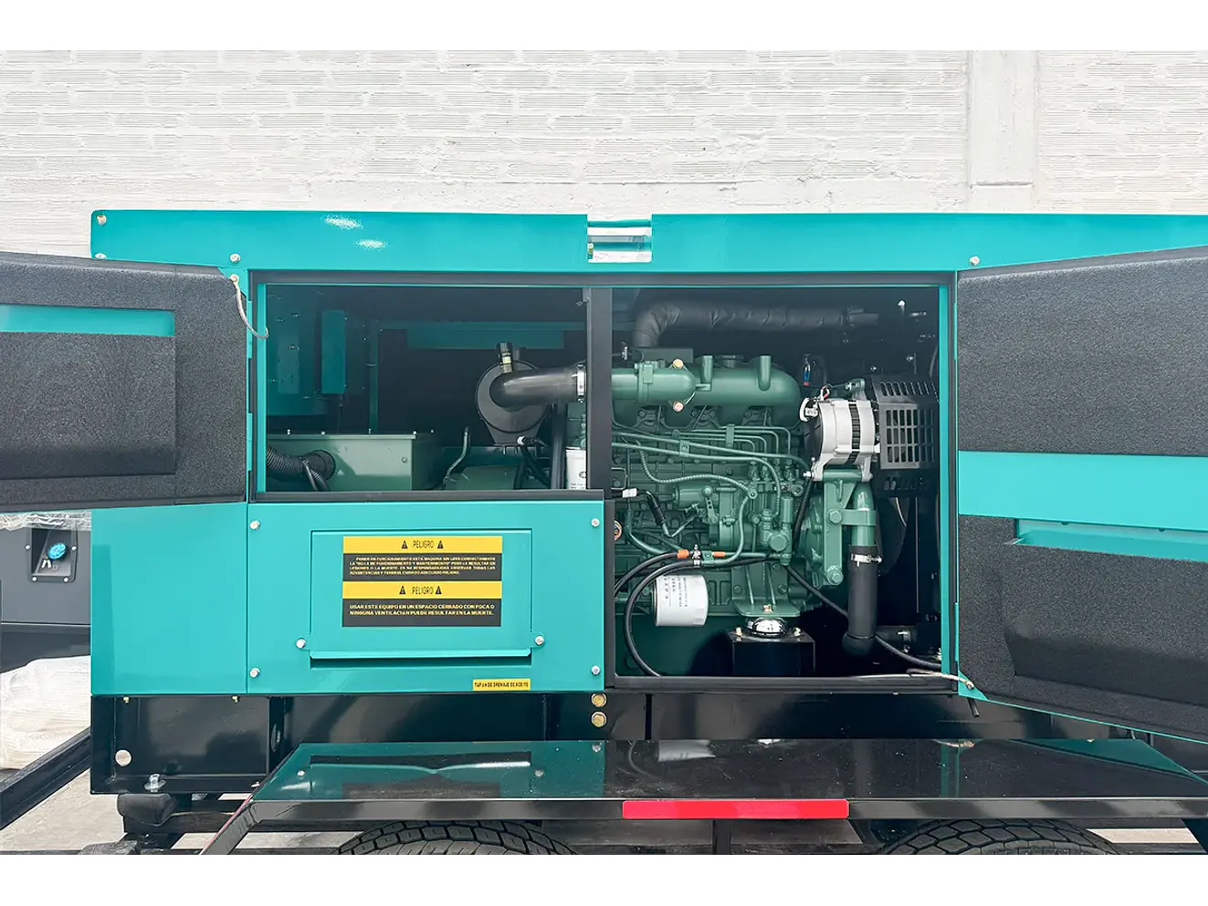 Planta Eléctrica Diésel 50 KVA KAN DC-55 SILENT – FAWDE 4DX21-61D - Foto 3 | aztools.co