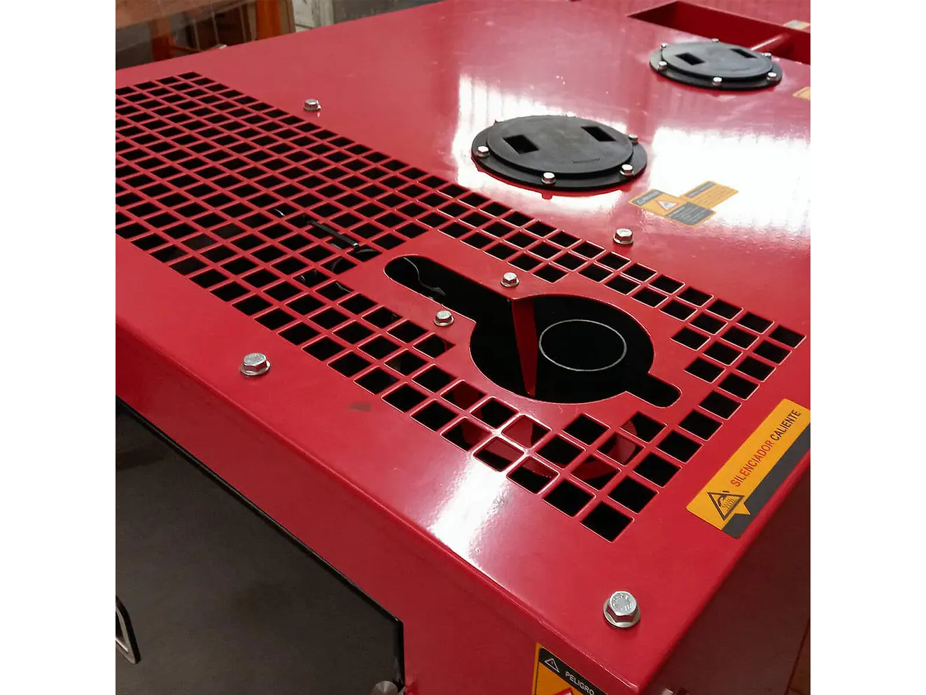 Planta eléctrica Diésel FORTE 50.8kVA FDG50S-1 Insonorizado 1800 RPM Trifásico 110V/220V - Foto 4 | aztools.co