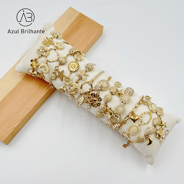 Pulseiras com Pingentes de Cores 5