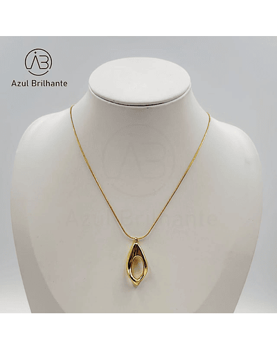 Colar com Pingente