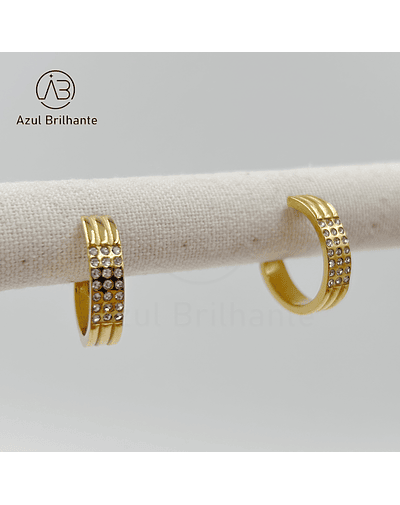 Brincos de Argola "C" com Brilho