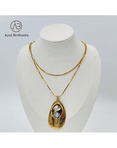 Colar Comprido de Concha