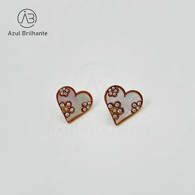 Brincos de Corações com Flor 1