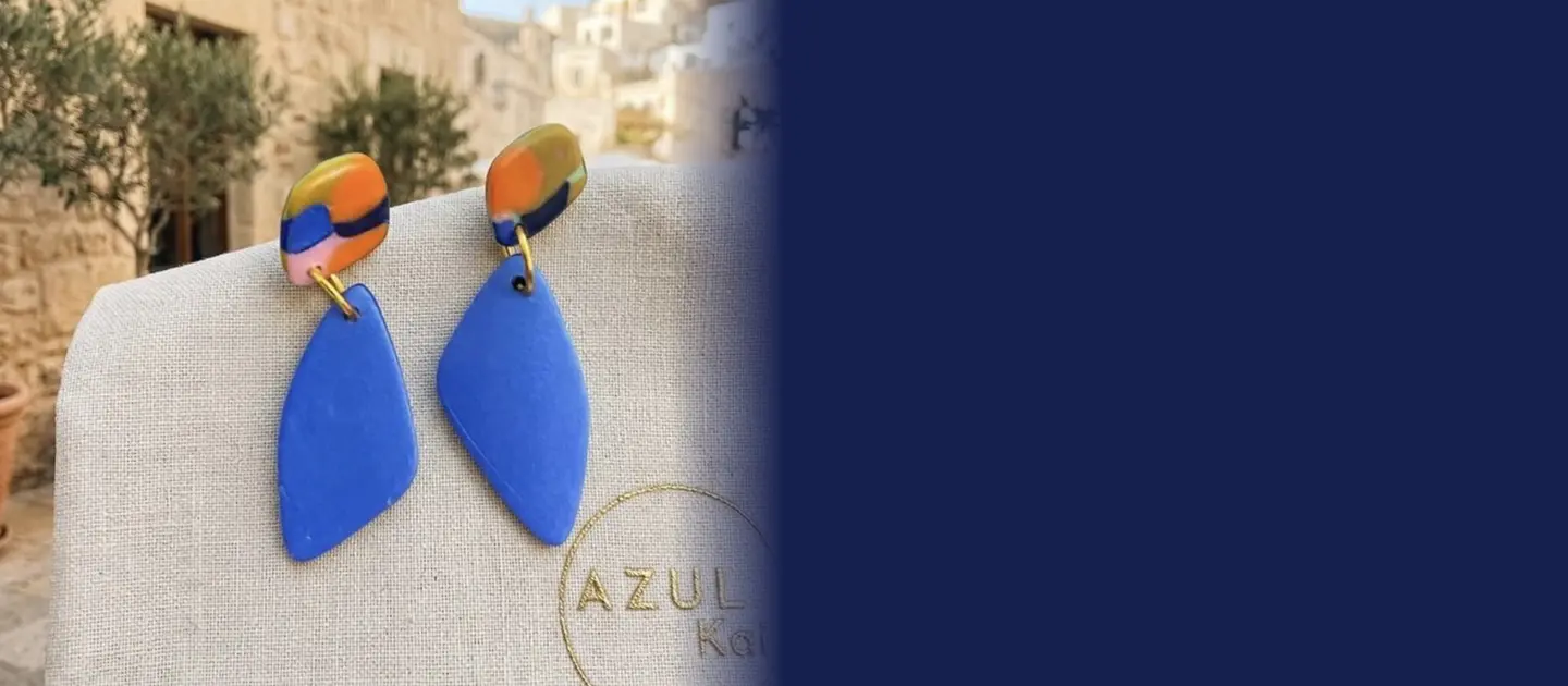 Aros Azul Kai de arcilla polimérica hechos a mano