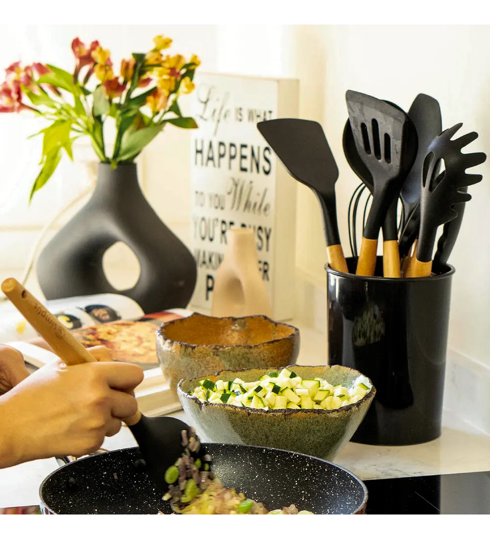 Set 12 Utensilios De Cocina Silicona Negro Simplit