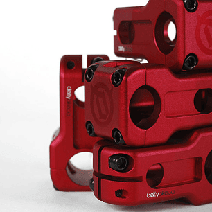 Tee Deity Fantom roja