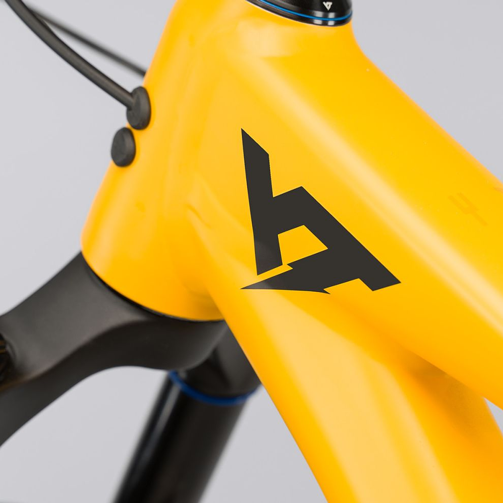 Cuadro YT Capra MK3 AL Amarillo 2