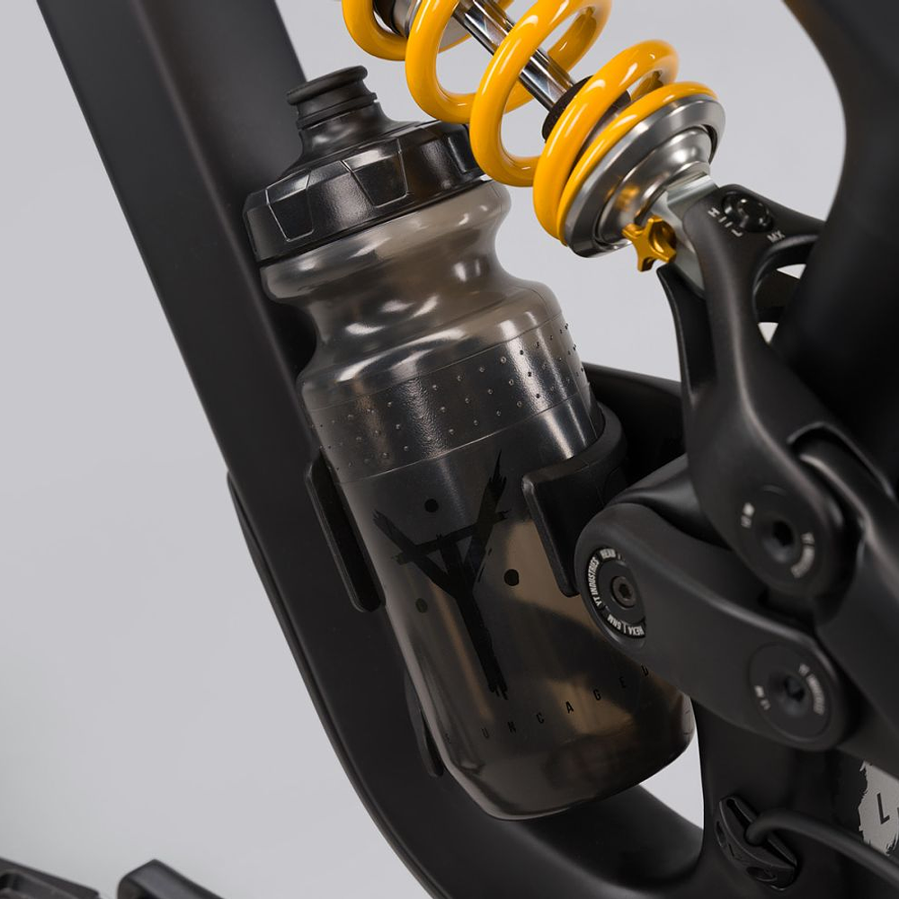 YT CAPRA CORE 3 29 CF Black 10