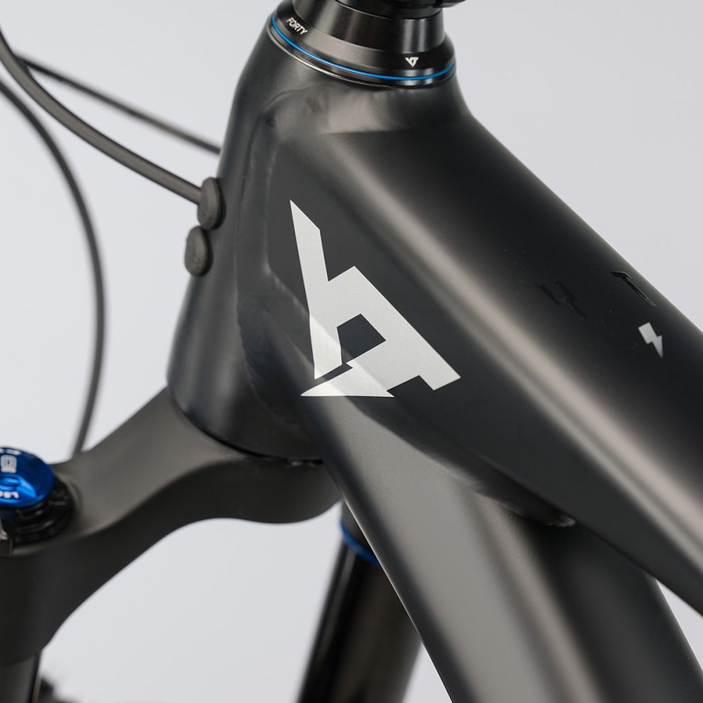 Cuadro YT Capra MK3 AL Negro C3 3