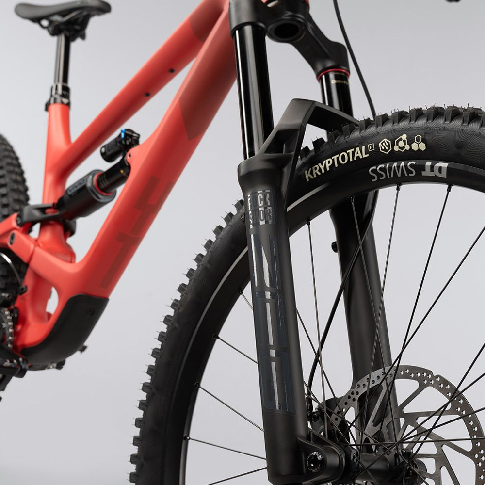 Cuadro YT Capra MK3 MX Carbono rojo 7