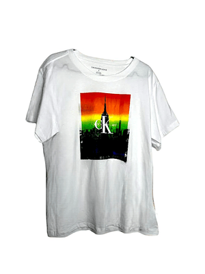 Polera Blanca Estilo Rasta Logo Multicolor – Importada Original